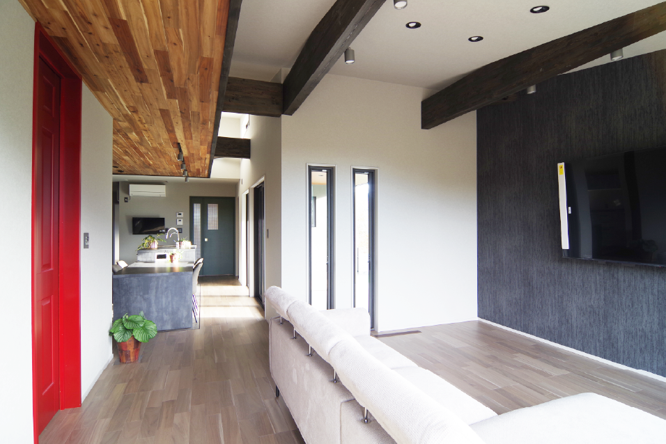 ～日常に彩りを添える、インナーテラスのある38坪の平屋～