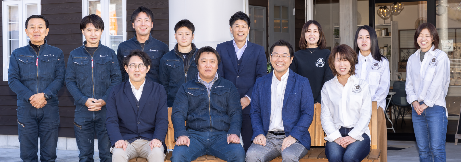 ハヤカワホームスタッフ集合写真