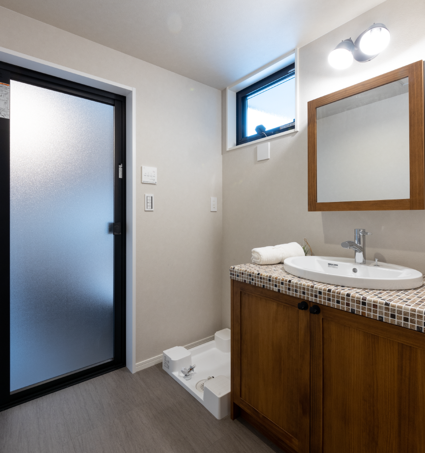 パウダールーム壁の飾り